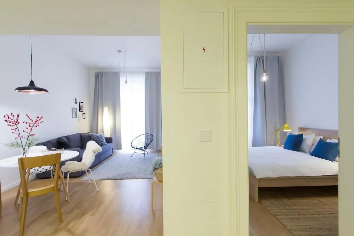 Modern Apartment With Garden Πράγα Τσεχία